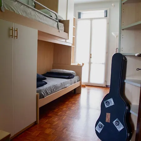 Hospital-elegant Flat With Terrace Apartment *